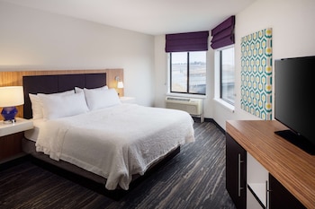 hampton inn and suites parker