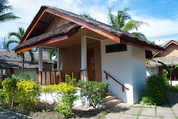 quo vadis dive resort moalboal