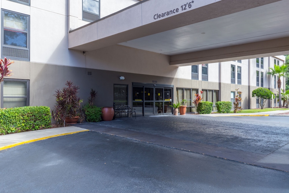 brandon center hotel