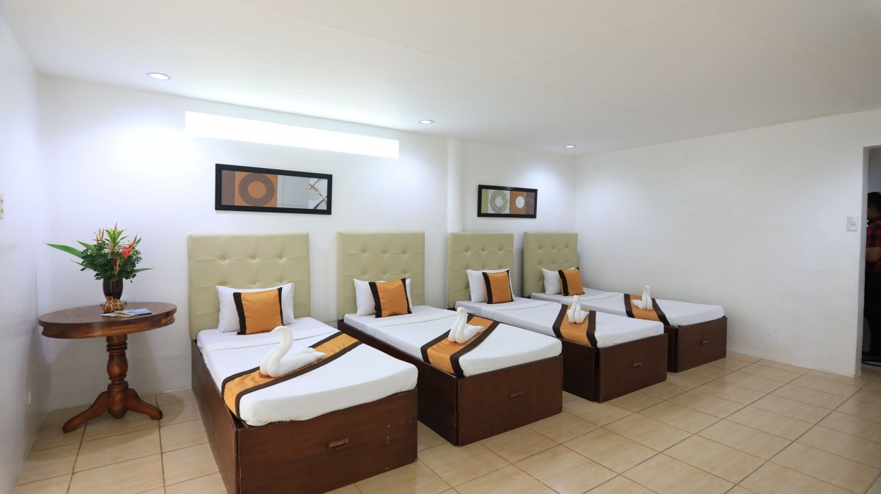 Loreland Farm Resort,Antipolo>>Angono,3 star