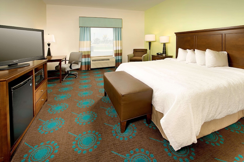hampton inn uvalde