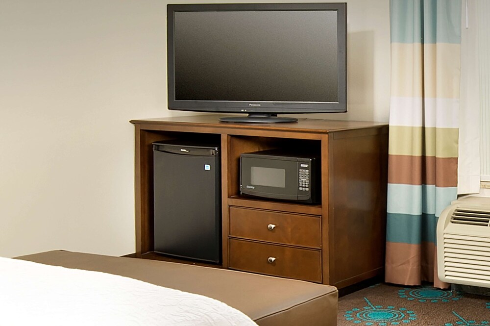 hampton inn uvalde