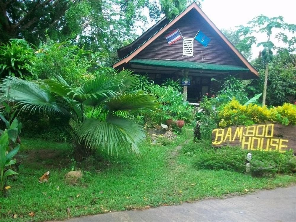 Bamboo House,Khlong Sok>>Khao Sok National Park,2 star