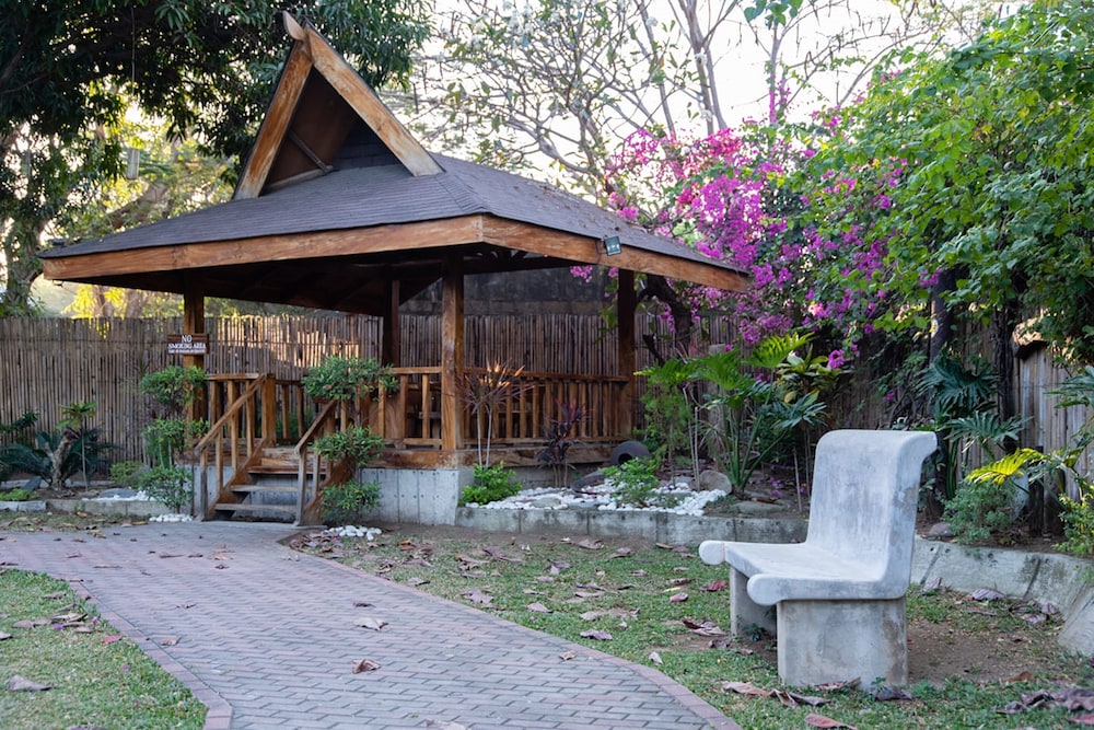 matabungkay beach hotel