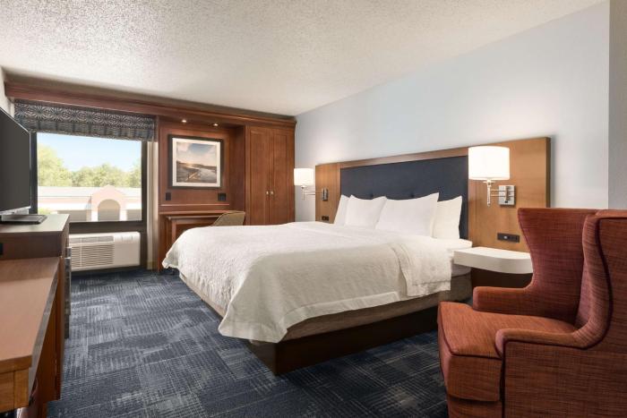 hampton inn by hilton wausau