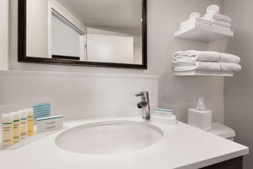 hampton inn by hilton wausau