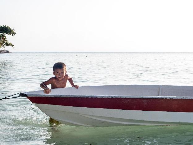 the barat perhentian beach resort