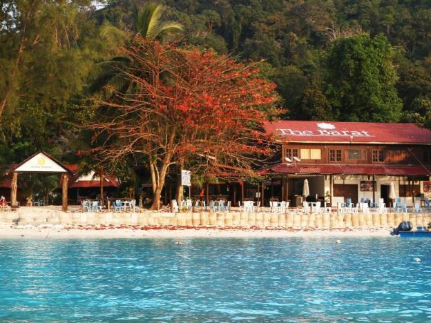 the barat perhentian beach resort