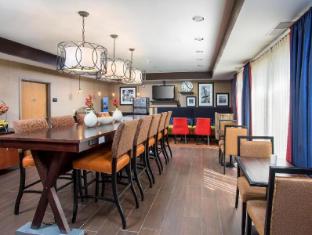 hampton inn wichita east
