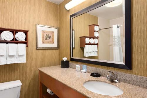 hampton inn wichita east