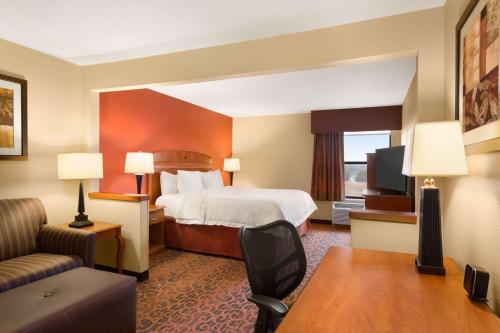 hampton inn wichita east