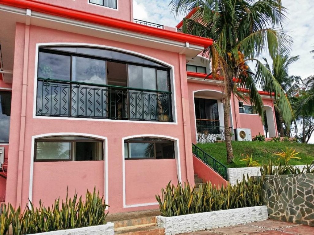 my little island hotel