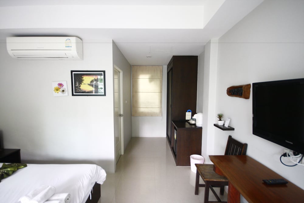 naiyang boutique resort