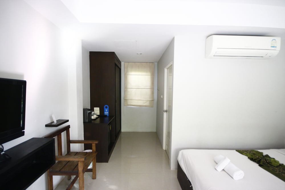 naiyang boutique resort