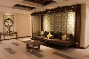 mansion garden hotel