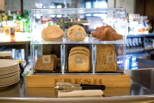 Abergavenny Hotel,Brecon>>Abergavenny,3 star