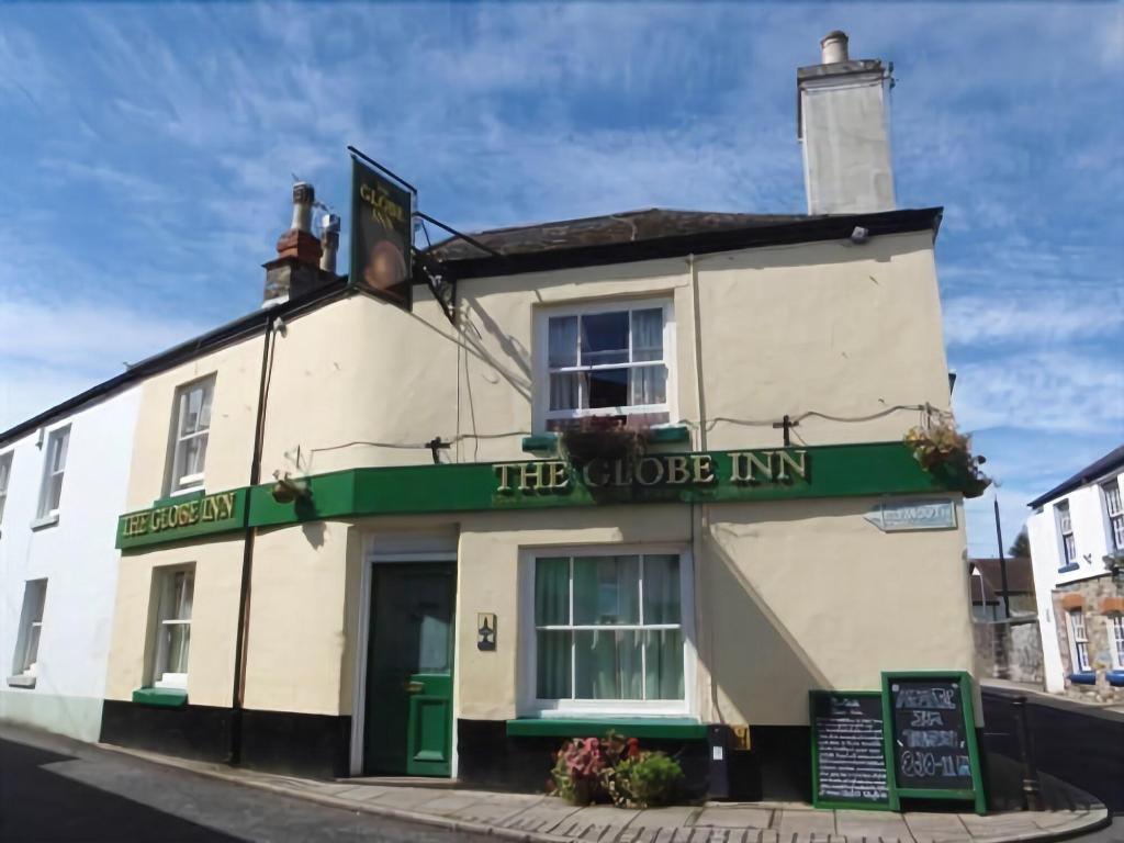 the globe inn
