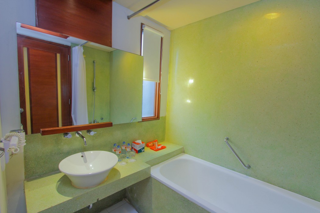 harris hotel kuta tuban bali