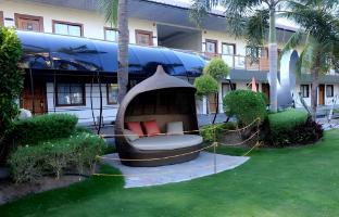 london beach resort and hotel