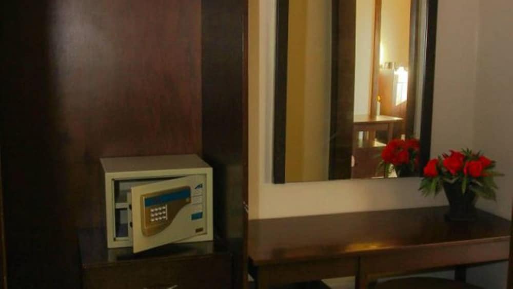 tanza oasis hotel and resort