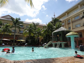 Tanza Oasis Hotel And Resort,Manila>>Cavite,4 star