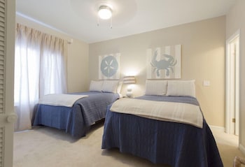 sandpiper beacon beach resort
