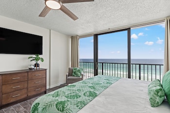 sandpiper beacon beach resort