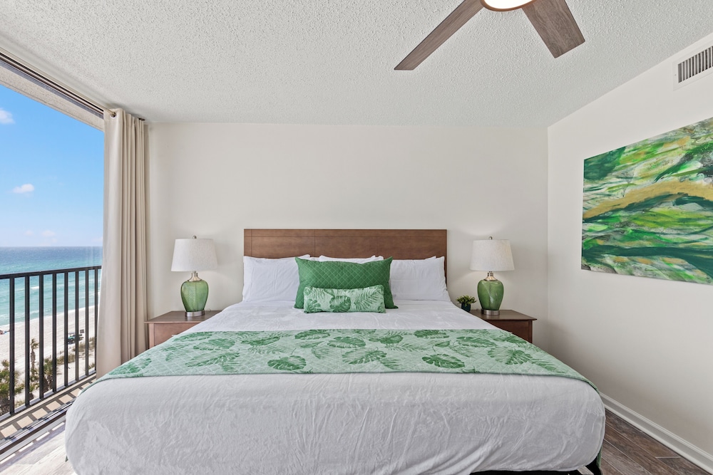 sandpiper beacon beach resort