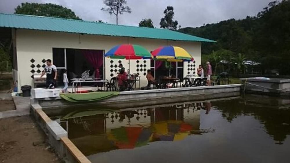 kinabalu poring vacation lodge hostel