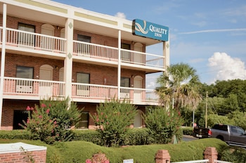 rodeway inn harbison area