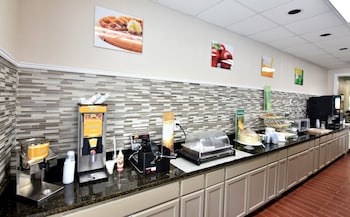 rodeway inn harbison area