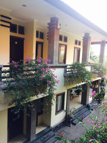 tanjung sari inn