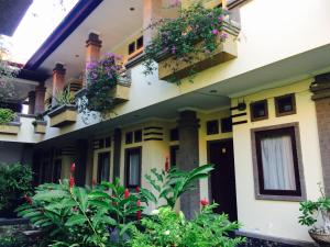 tanjung sari inn