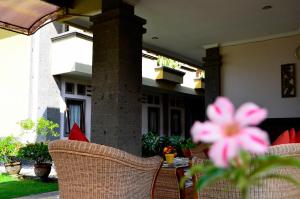 tanjung sari inn