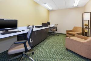 candlewood suites polaris by ihg
