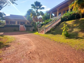 leokhamphasurt resort