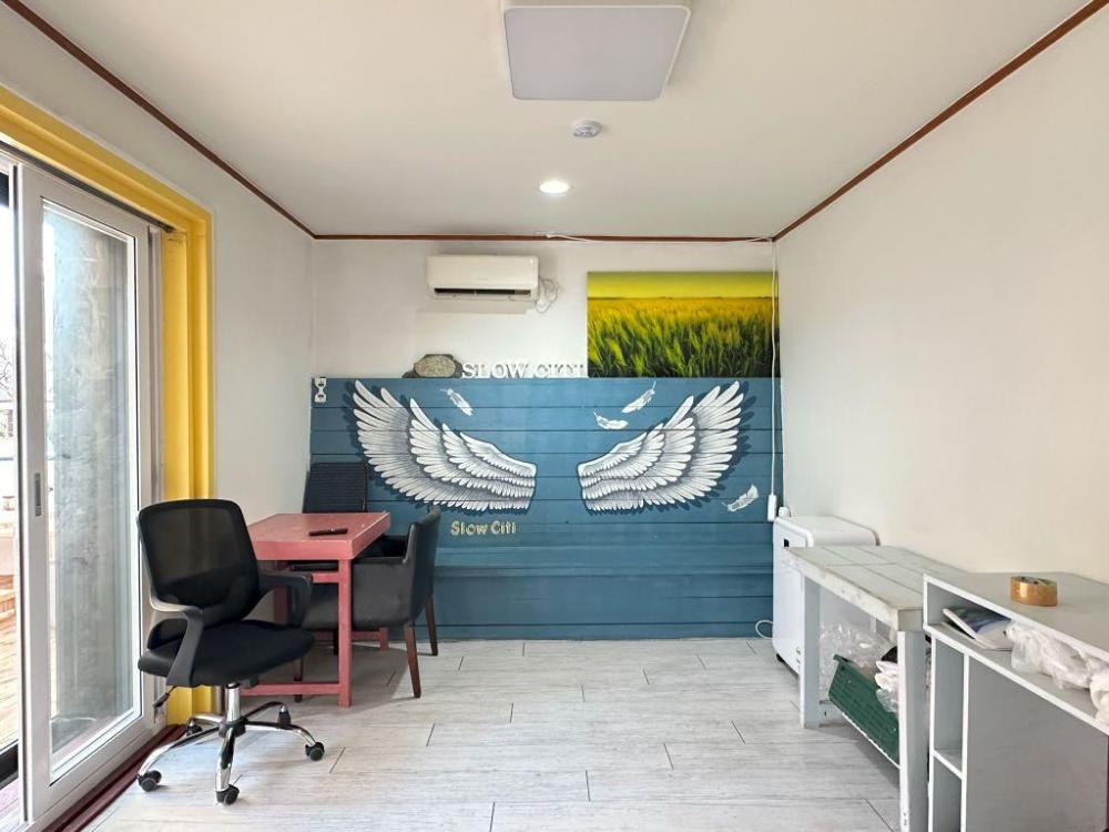 slow citi guesthouse hostel