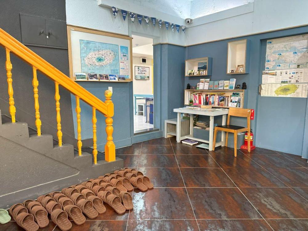 slow citi guesthouse hostel