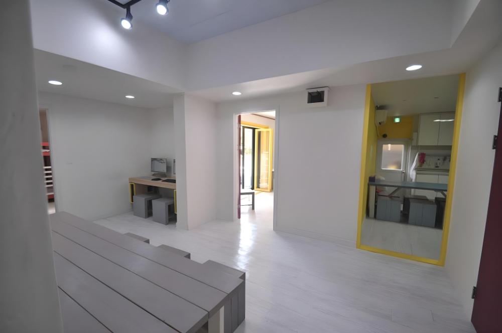 slow citi guesthouse hostel