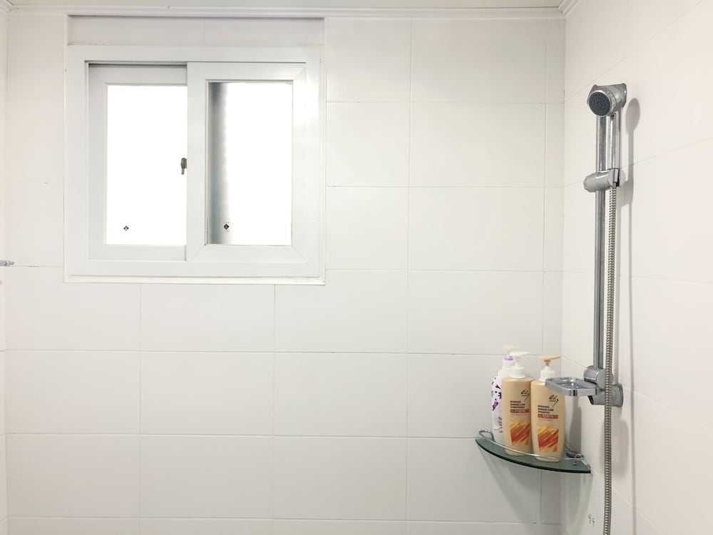 slow citi guesthouse hostel