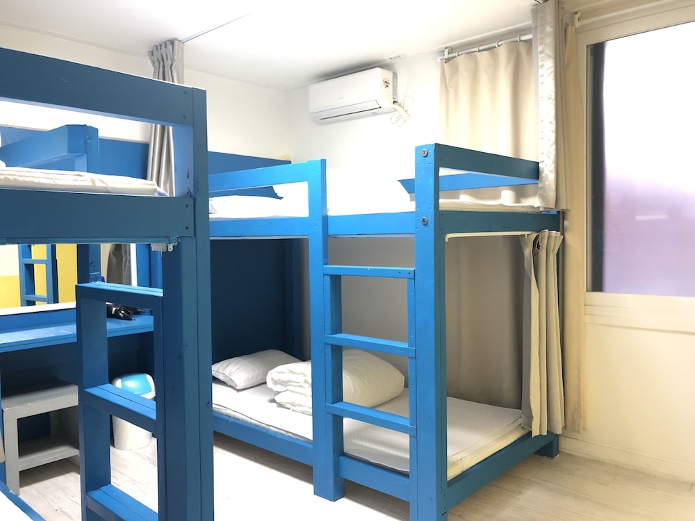 slow citi guesthouse hostel