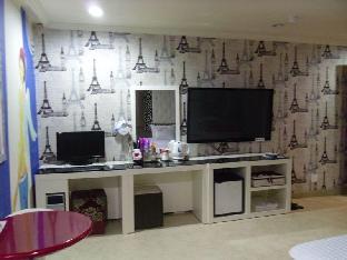 wow motel gupo station