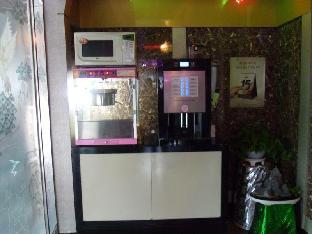 wow motel gupo station