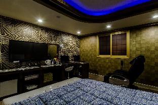 wow motel gupo station