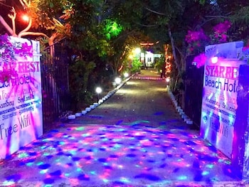 star rest beach hotel arugambay