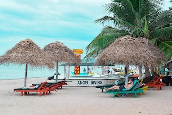 golden beach cottages