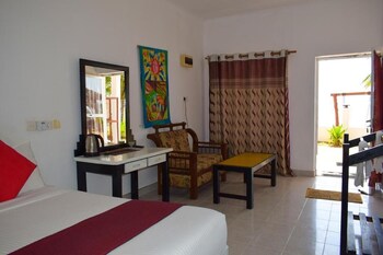 Golden Beach Cottages,Trincomalee>>Nilaveli,3 star