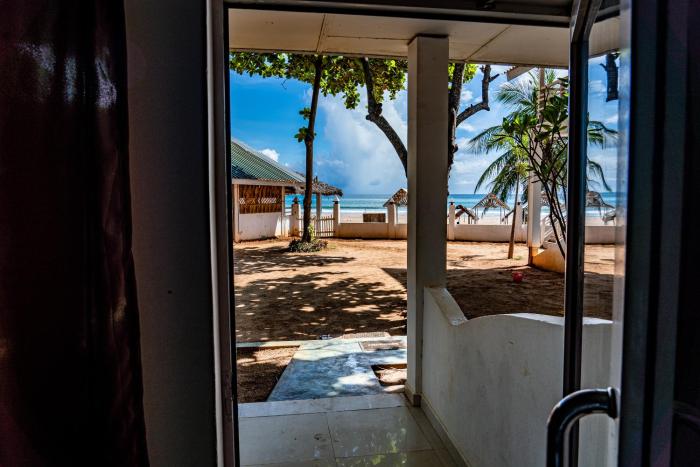 golden beach cottages