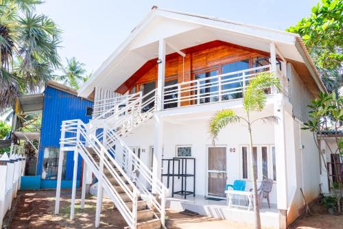 golden beach cottages