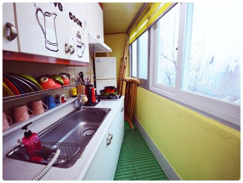 han river residence and guesthouse